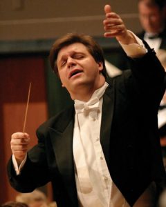 Eduard Zilberkant conductin with passion
